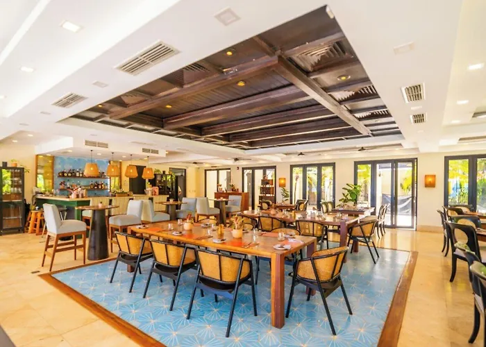 Third-floor Oceanview With Access To Sparkling Pool, Hot Tub & Club * Coco