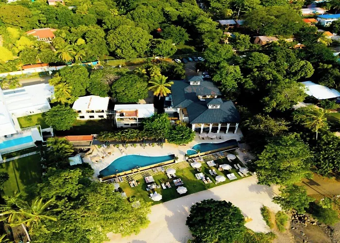 Third-floor Oceanview With Access To Sparkling Pool, Hot Tub & Club Coco