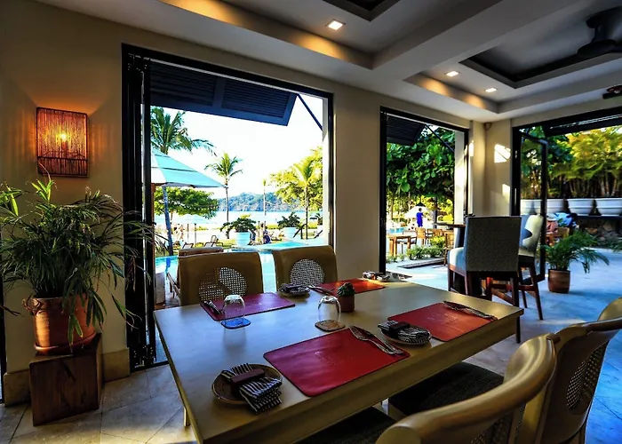 Third-floor Oceanview With Access To Sparkling Pool, Hot Tub & Club * Coco