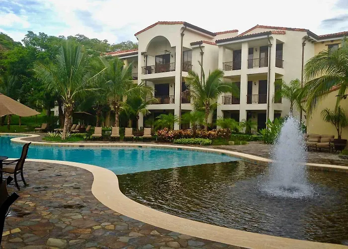 Third-floor Oceanview With Access To Sparkling Pool, Hot Tub & Club * Coco